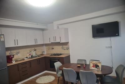 Apartament cu 2 camere decomandat în Central - 2