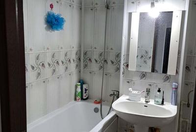 Apartament 2 camere de vanzare - 1