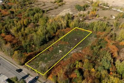 Teren de 2037 mp, în Central - 1