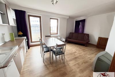 Apartament cu 3 camere în Central - 1