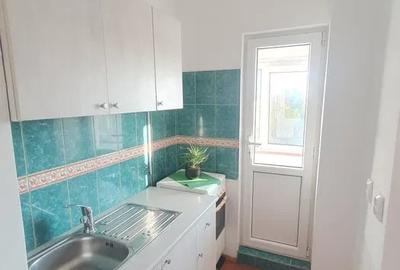 Garsoniera, decomandata, 30 mp, balcon, metrou aproape, Aviatiei - 3