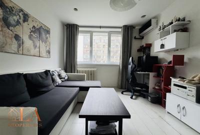 Apartament cu 3 camere semidecomandat, mobilat în Militari - 1