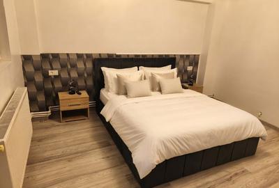 Apartament cu 3 camere decomandat în Trocadero - 1