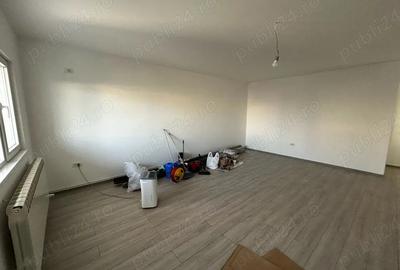 Casă cu 6 camere cu Teren 380 Mp în Central