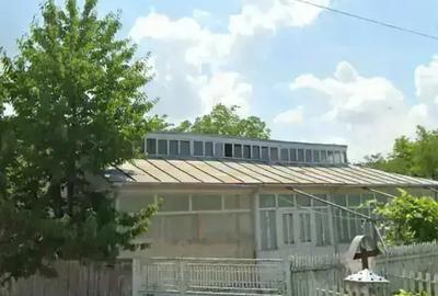 Vand casa cu teren - 1