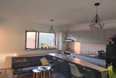 Apartament cu 4 camere semidecomandat, mobilat în Florești - 1