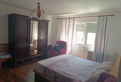 Apartament cu 2 camere semidecomandat în Rogerius - 3