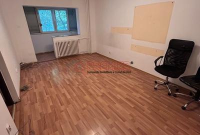 Apartament cu 2 camere decomandat în Basarabia