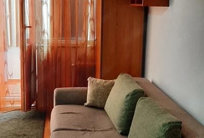 Garsonieră semidecomandată în Apărătorii Patriei