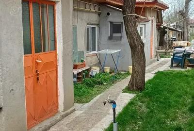 Casă cu 5 camere în Turnu Măgurele
