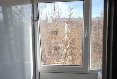 Apartament semidecomandat în Berceni