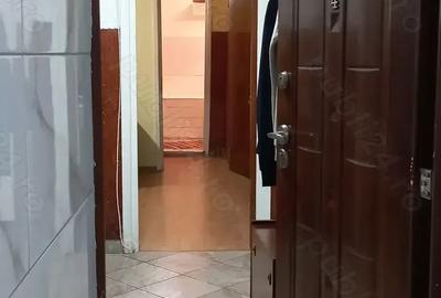 PARTICULAR Apartament 3 camere de vanzare, Titan - Auchan, zona lini?tita-ANUN? VALABIL - 2