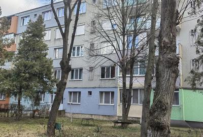 Apartament cu 3 camere decomandat în Central - 8