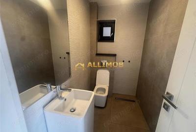 Spațiu comercial, de 140 mp, în Ultracentral - 2