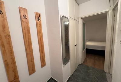 Garsoniera, 30 mp, semidecomandata, Cartier 1 Mai, Zona Spital Nr. 1 - 5