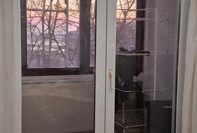 Apartament cu 2 camere decomandat în Mazepa 2 - 1