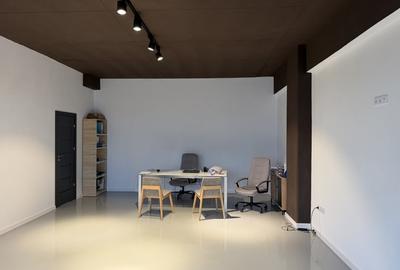 Birou, de 40 mp, în Piața Cluj - 2