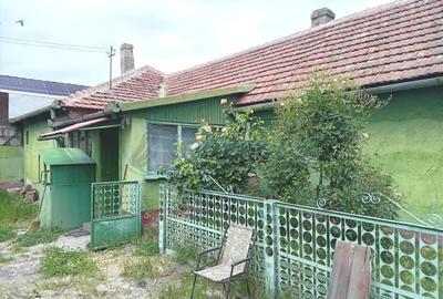 Casă individuală cu 3 camere cu Canalizare în Calea Clujului - 2