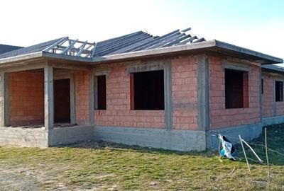 Casă cu 3 camere în Goranu - 4