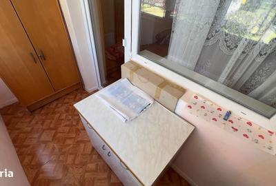 Apartament cu 3 camere decomandat în Petros - 3