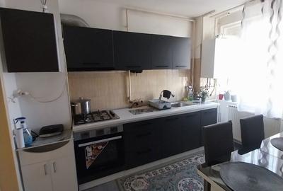 Apartament cu 2 camere decomandat în Central - 2