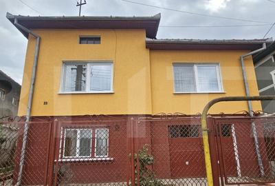 Casă cu 4 camere cu Teren 500 Mp în Micro 4 - 1