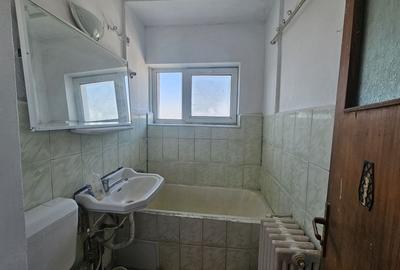 Apartament 3 camere -Piata Progresul -Soseaua Giurgiului -sector 4 - 8