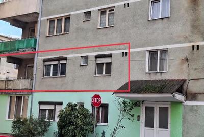 Apartament cu 2 camere semidecomandat în Central - 3