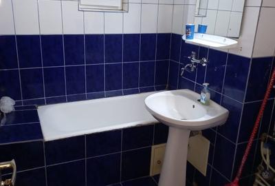 Proprietar vând apartament 2 camere Craiovita Nouă, zona Fortuna , - 1