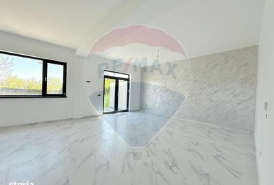 Casă cu 4 camere în Central