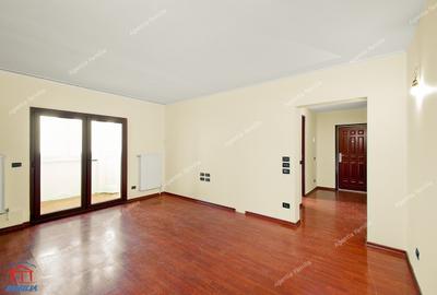 Apartament 3 camere dec in Galati Micro 21 vedere la Dunare langa turn - 1