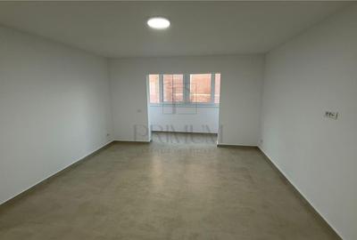 COMPLEX STUDENTESC - 4 CAM - DECOMANDAT - 2 BAI - 2 BALCOANE - BOXA - INCALZIRE - 6