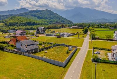COMISION 0% Teren 1,100mp Rasnov / Strada Glajerie-Raul Mare - 2