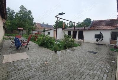 Casă cu 2 camere cu Teren 1000 Mp în Central - 7