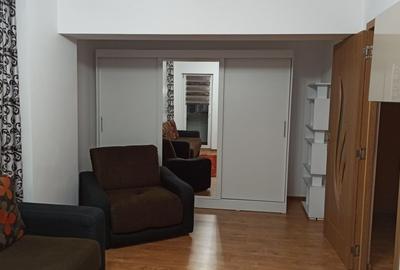 Apartament cu 2 camere decomandat în Lacu - 3