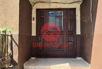 Casă cu 3 camere cu Teren 266 Mp în Central - 2