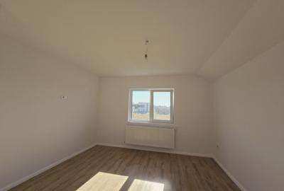 Vila individuala- 4 camere - 2 bai - pod - beci -incalzire pardoseala - 7