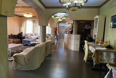 Casă cu 8 camere cu Canalizare în Afumați - 5