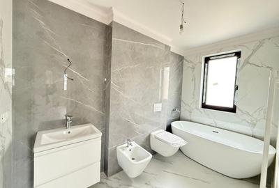 Duplex cu 5 camere cu Canalizare în Exterior Sud - 17