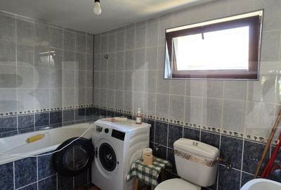 Casă cu 6 camere cu Teren 624 Mp în Cârcea - 7