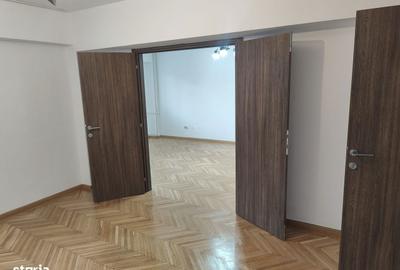 Apartament cu 3 camere decomandat în Dorobanți
