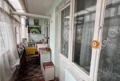 Apartament cu 3 camere decomandat în Aeroport - 12