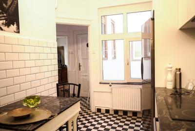 Apartament cu 3 camere semidecomandat în Central - 3