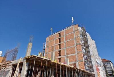 Apartament cu 3 camere decomandat în Central - 2