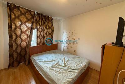 Apartament cu 3 camere decomandat, mobilat în 9 Mai - 4