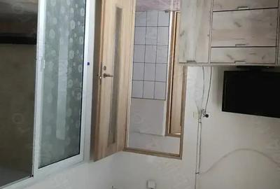 Inchiriez apartament - 2