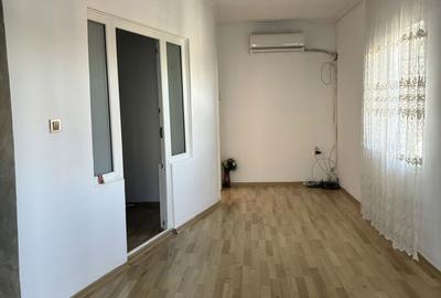 Casă cu 4 camere în Central - 4