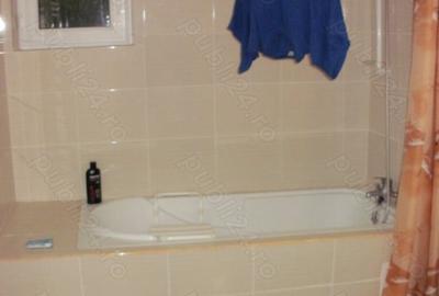 Casă cu 6 camere cu Teren 1500 Mp în Aviației - 9