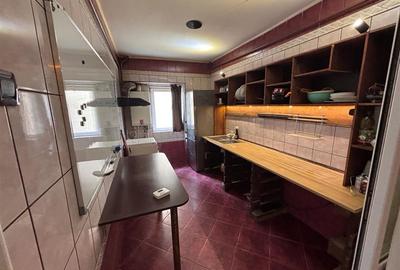 Apartament cu 3 camere decomandat, mobilat în Gară - 1