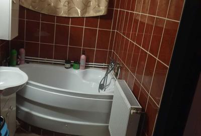 Casă cu 4 camere cu Teren 210 Mp în Central - 7